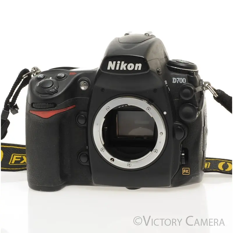 Nikon D700 12.1MP Digital SLR Camera Body ~146,400 Shots [GOOD]