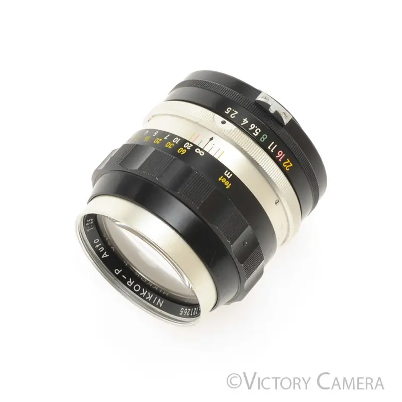 Nikon Nikkor-P 10.5cm 105mm f2.5 Photomic non-AI Telephoto Prime Lens [EXC-]
