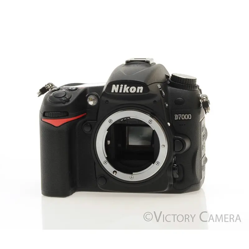 Nikon D7000 16.2MP Digital Camera Body ~2250 Shots [MINT-]