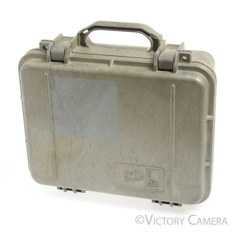 Pelican Peli-Case 13" x 10" x 6" Grey/Green Hard Plastic Camera Case [EXC-]