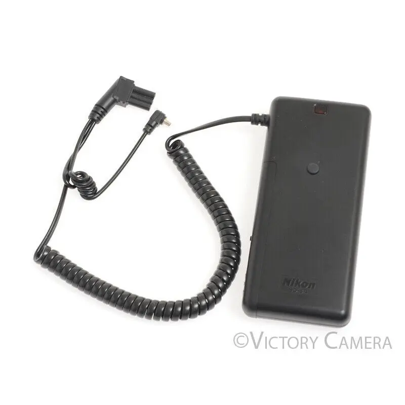 Nikon SD-8A Battery Pack w/ Case [EXC+]