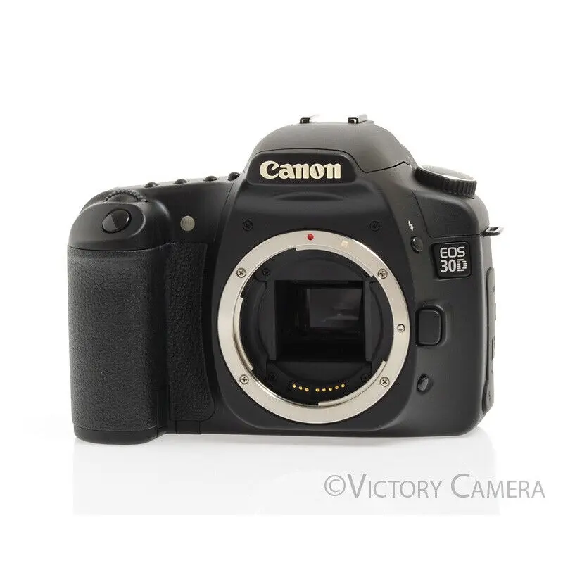 Canon EOS 30D 8.2MP Digital SLR Camera Body w/ Charger  [MINT-]