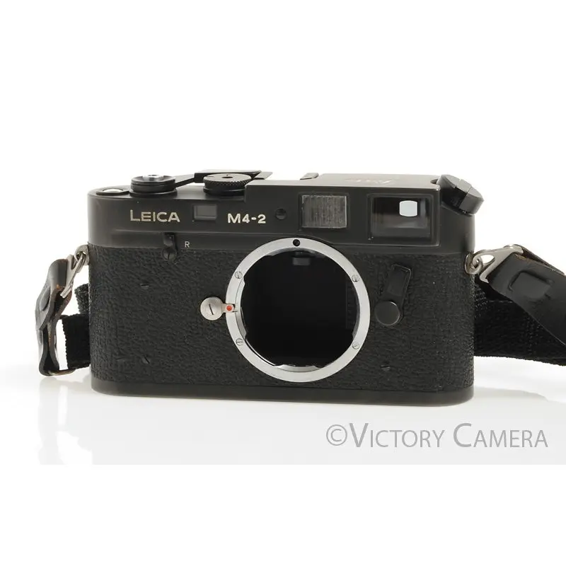 Leica M4-2 Black 35mm Rangefinder Camera [EXC+]