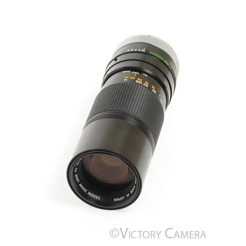Canon FD 100-200mm f5.6 Manual Focus Telephoto Zoom Lens w/ Case [EXC+]