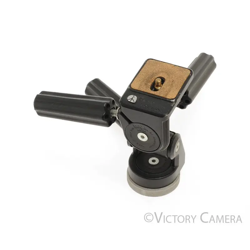 Bogen Manfrotto 3029 Pan Tilt Tripod Head [EXC]