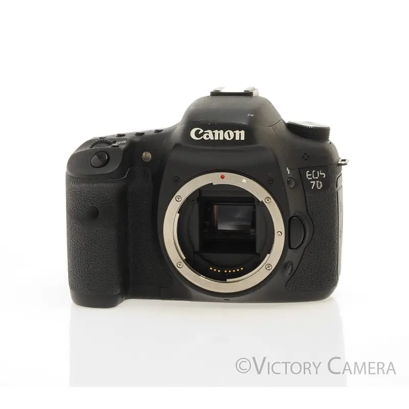 Canon EOS 7D 18MP Digital SLR Camera Body & Charger [EXC-]