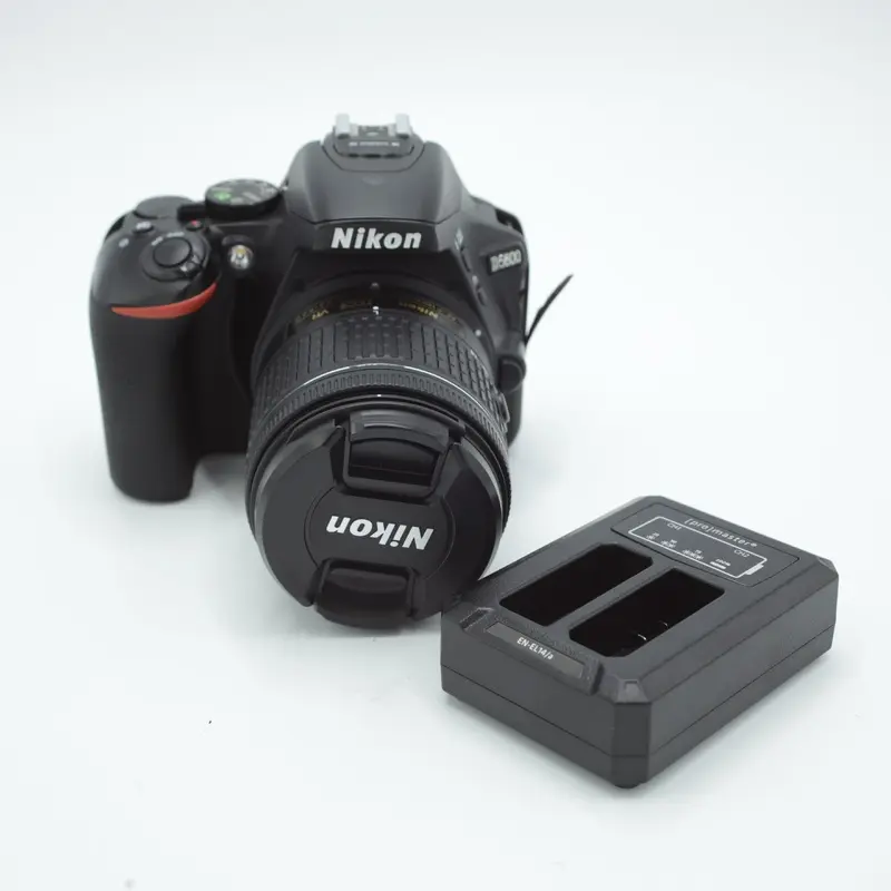 Nikon D5600 DSLR Camera with 18-55mm Lens *USED*