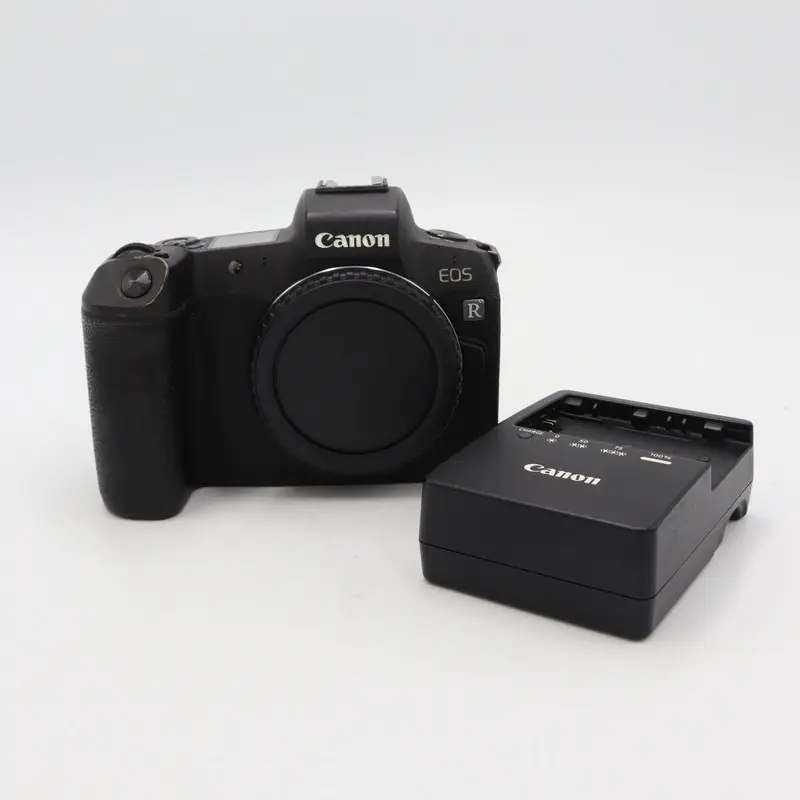 Canon EOS R Mirrorless Digital Camera (Body Only) *USED*