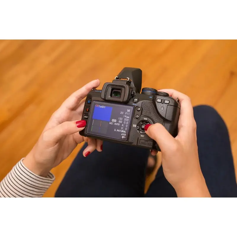 ProMaster Crystal Touch Screen Shield - Om System Om-1