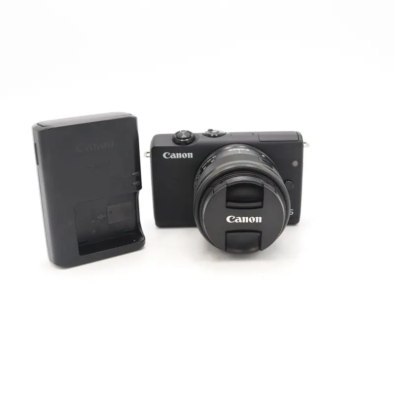 Canon EOS M200 Mirrorless Camera with 15-45mm Lens (Black) *USED*