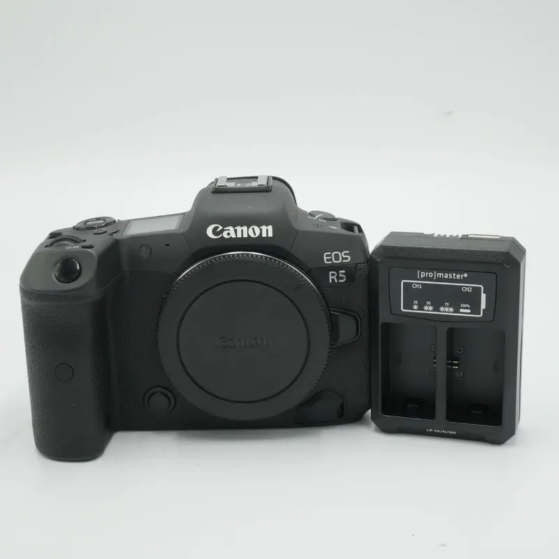 Canon EOS R5 Mirrorless Camera *USED*