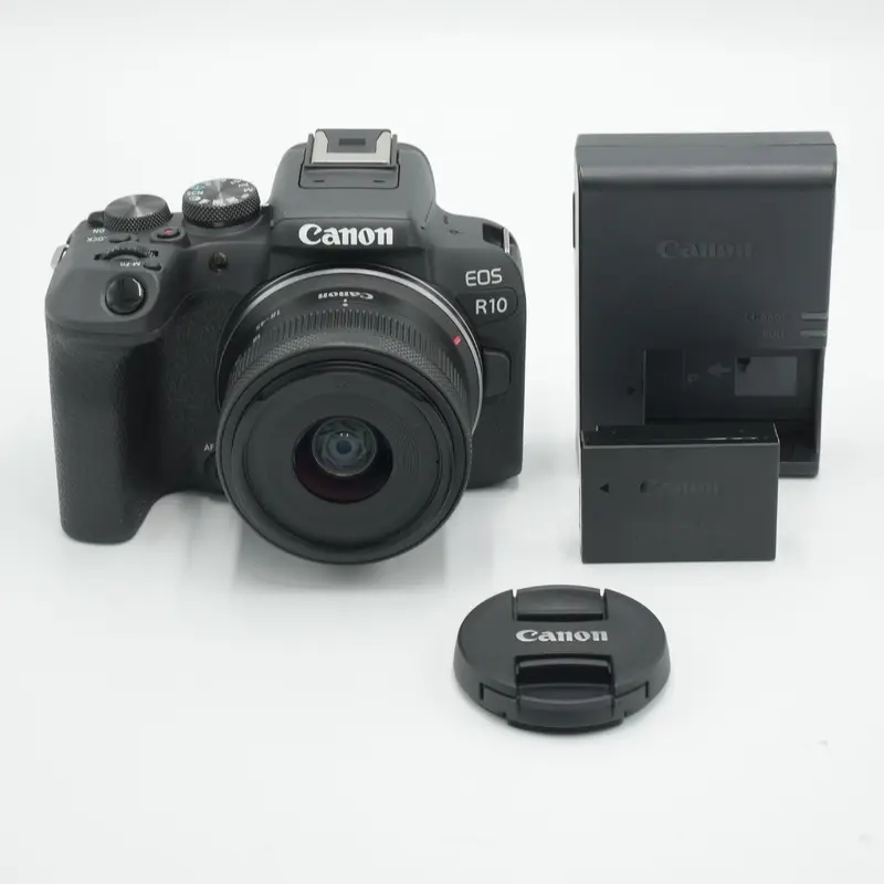 Canon EOS R10 Mirrorless Camera with 18-45mm Lens *USED*