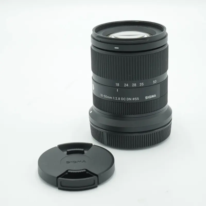 Sigma 18-50mm f/2.8 DC DN Contemporary Lens for Canon RF *USED*