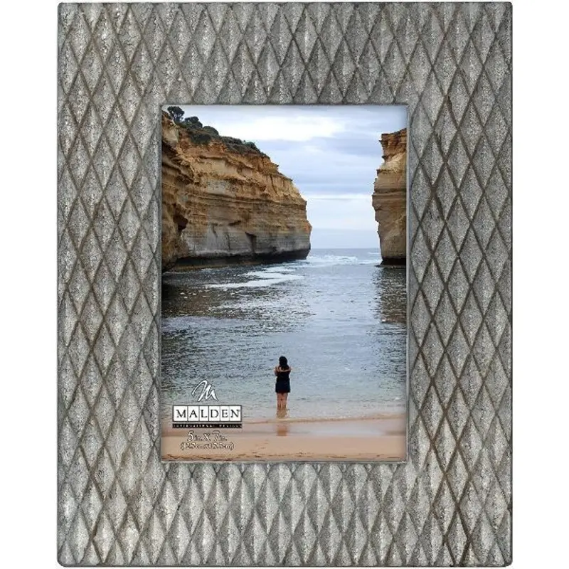 Malden Raised Diamond Frame 5x7 - Grey