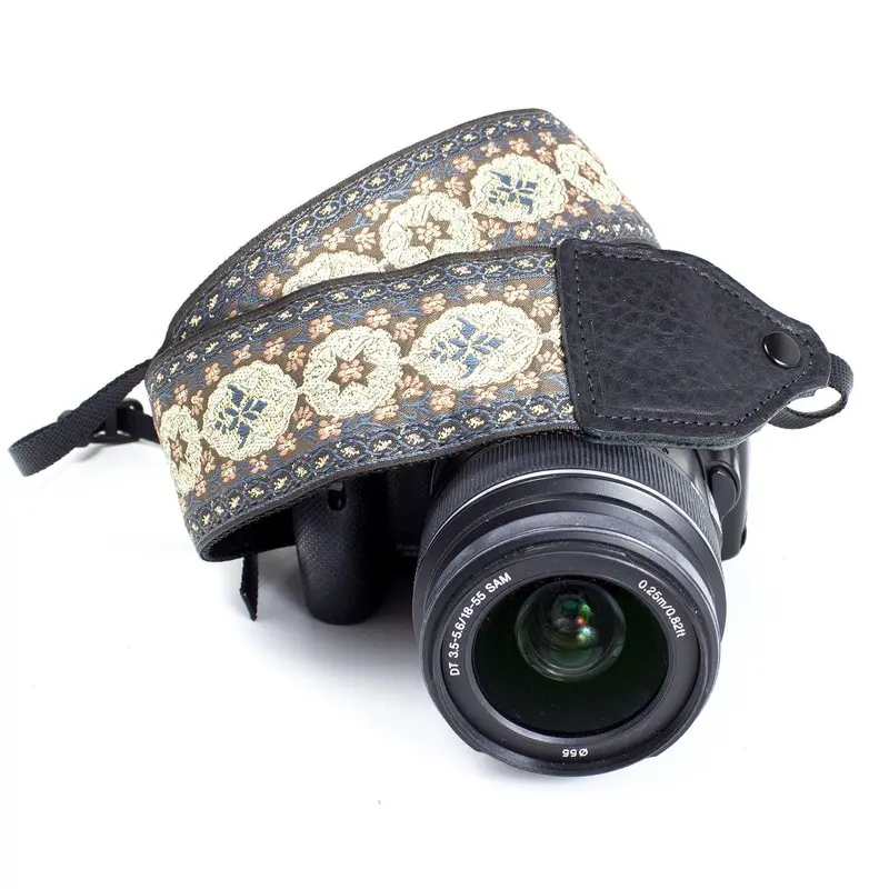 Perri's Leathers Ltd. 2" Jacquard Camera Strap (Arabian Gold)