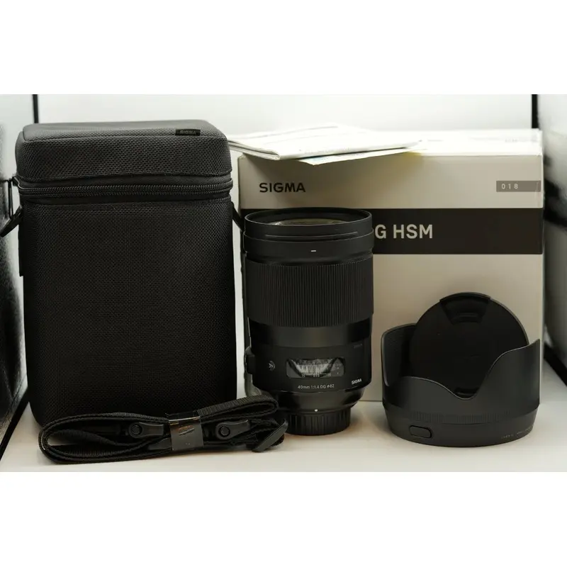 *USED* Sigma 40mm f/1.4 DG HSM Lens for Nikon F