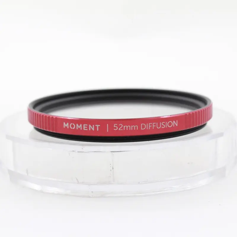 * USED * Moment 52mm CineBloom Diffusion Filter 20% Diffusion with Case