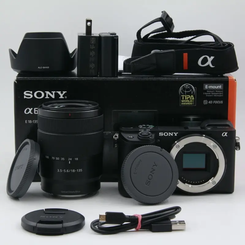 * OPEN BOX EXCELLENT * Sony Alpha a6400 Mirrorless Digital Camera with 18-135mm Lens