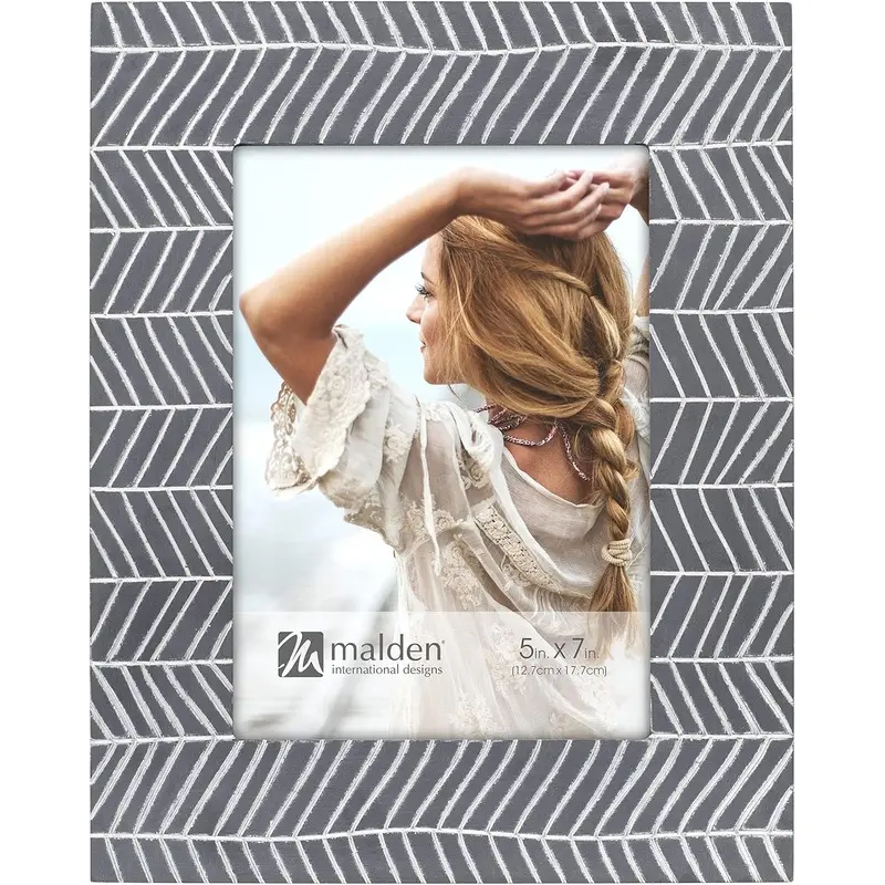 Malden Chevron - Gray & White 5X7 Frame