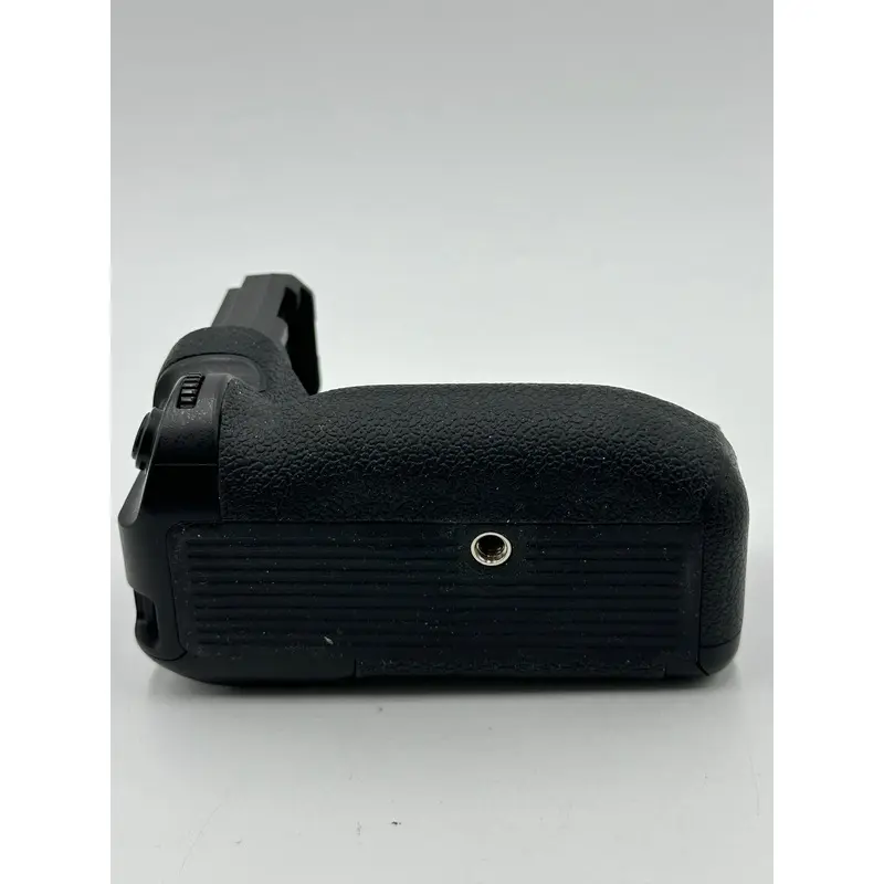 Used Neewer Battery Grip f/Sony A9/A7III/A7RIII