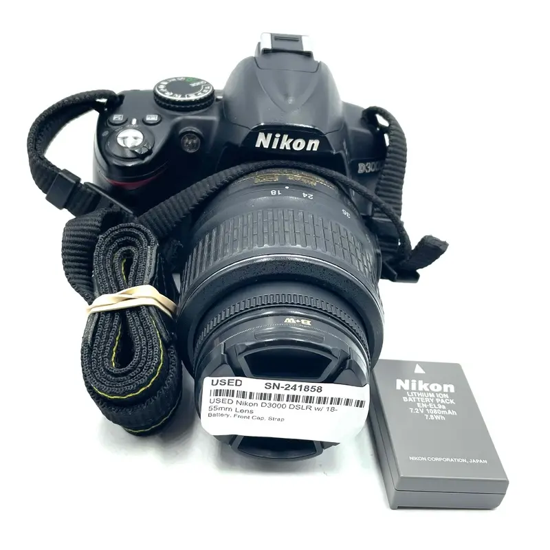 USED Nikon D3000 DSLR w/ 18-55mm Lens
