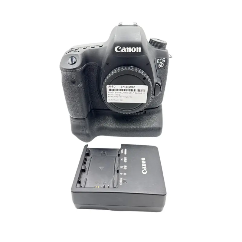Used Canon EOS 6D DSLR Camera w/BG-E13 Grip