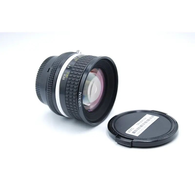 Used Nikon 20mm f2.8 AIS Lens
