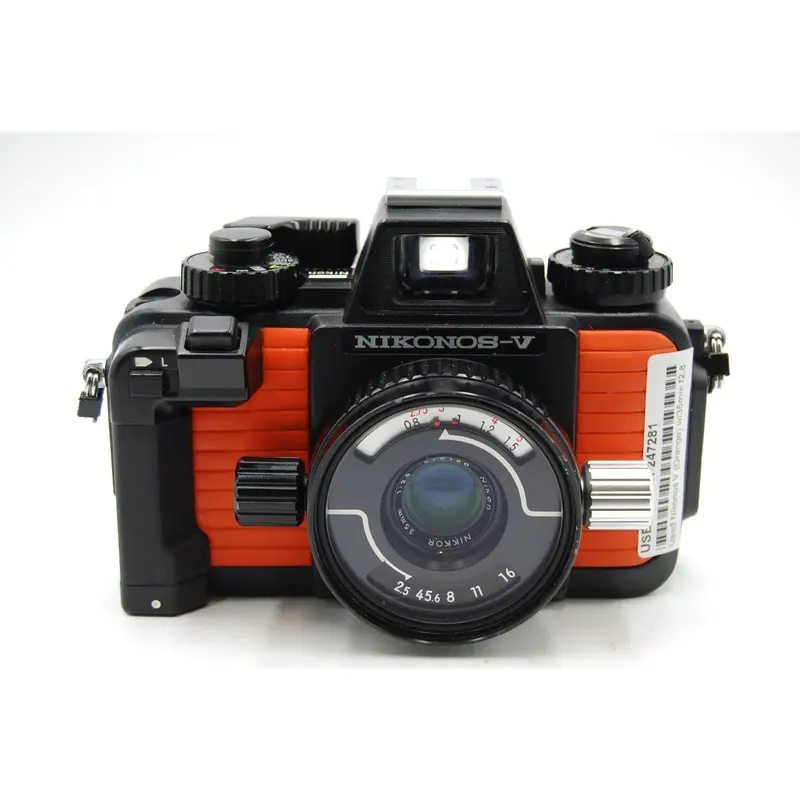 Used Nikonos V (Orange) w/35mm f2.8