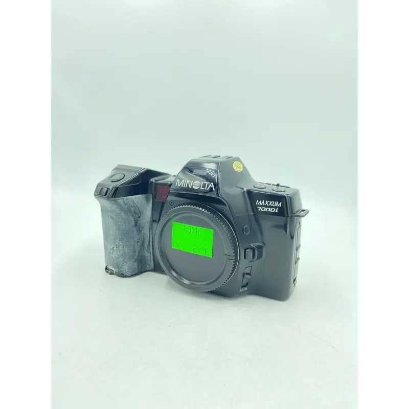 Used Minolta Maxxum 7000i Film SLR Body