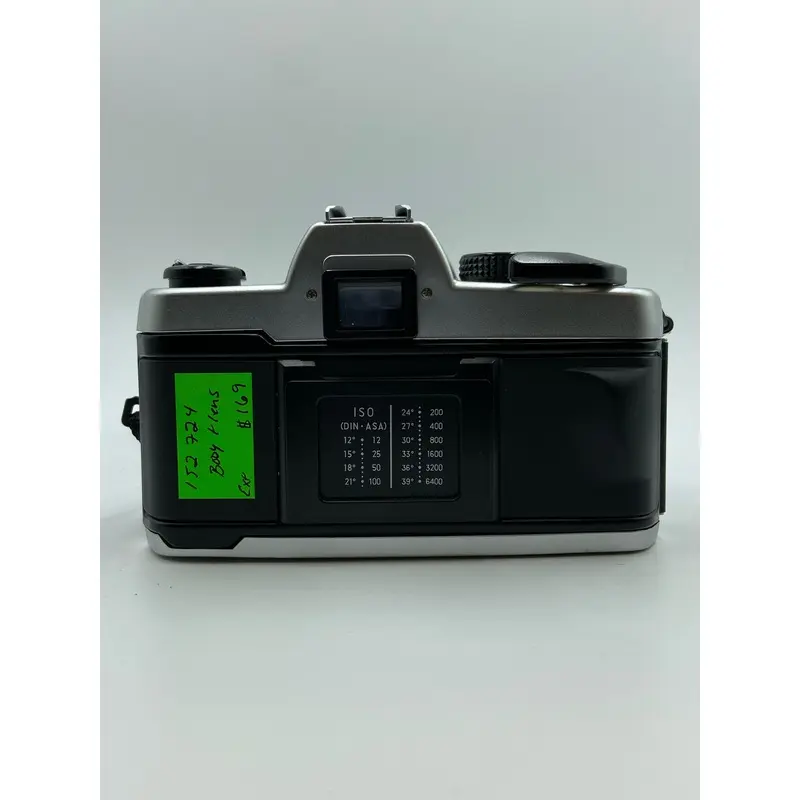 Used Promaster 2500PK Super SLR Camera with 50mm f/1.7 MC Lens