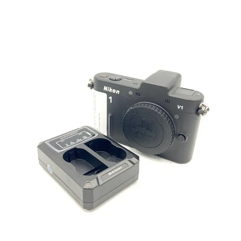 USED Nikon 1 V1 mirroless Body only - Black