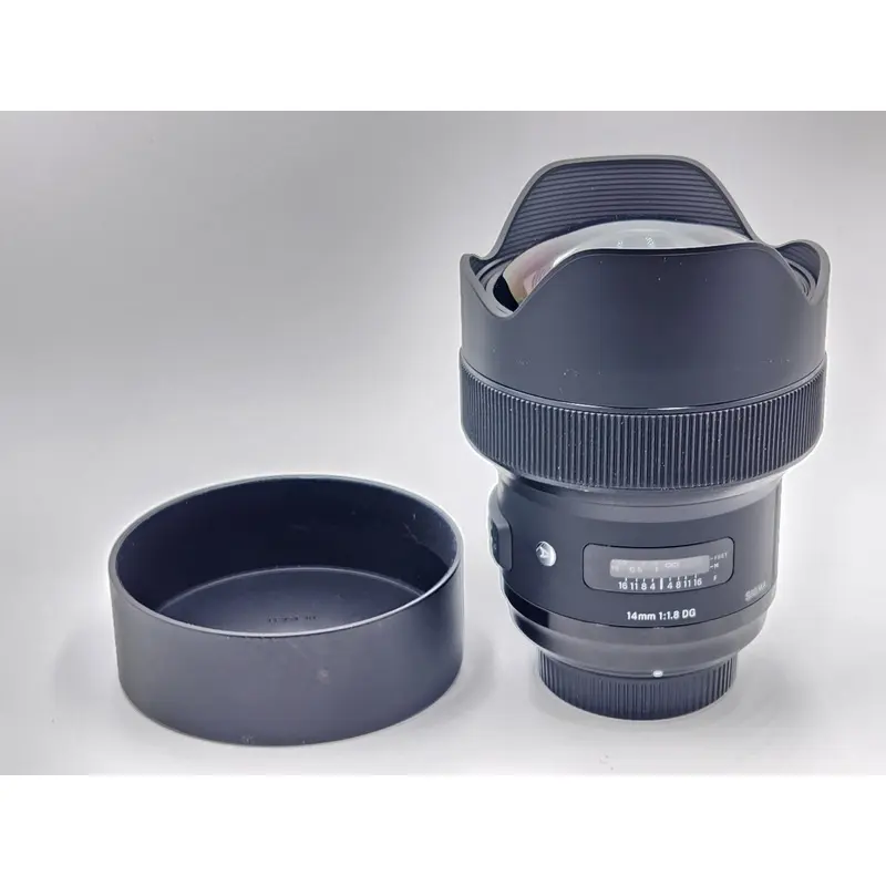 Used Sigma 14mm f/1.8 DG HSM Art Lens for Nikon