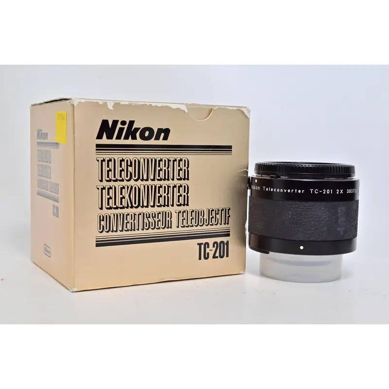 USED Nikon TC-201 teleconverter