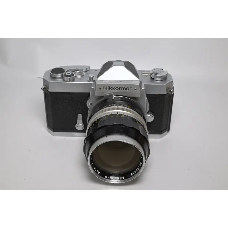 USED Nikkormat FTN w/ 105mm f/2.5 lens
