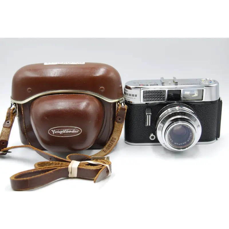 Used Voigtlander Vito CLR Camera w/50mm f2.8 Skopar Lens & Case